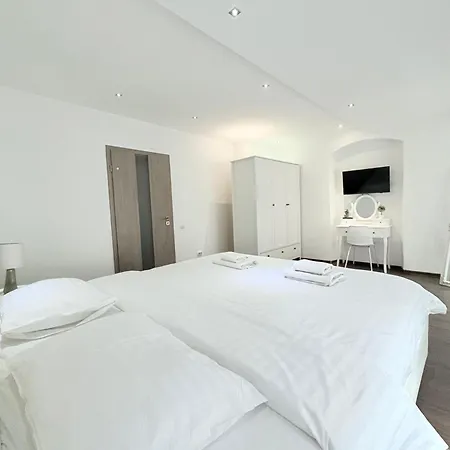 Apartment Old Poema *